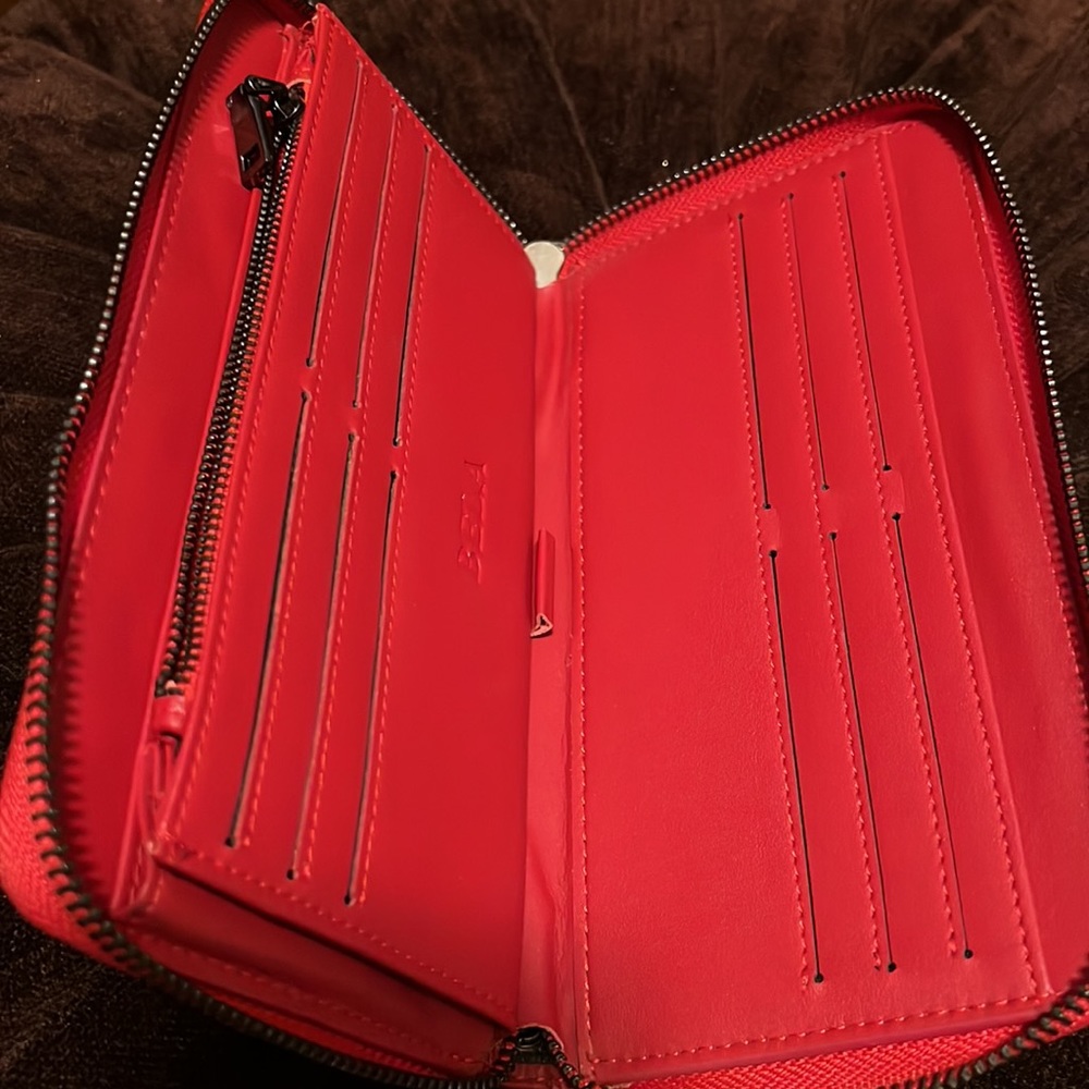 Red full size wallet - Picture 5 of 8